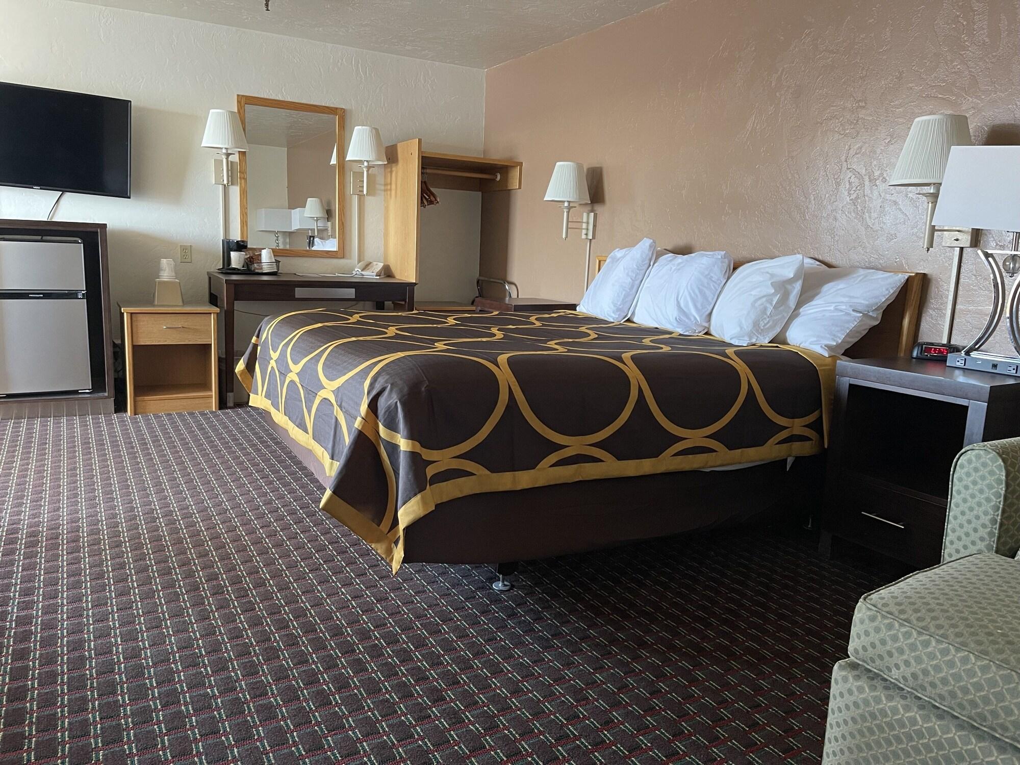 Super 8 By Wyndham Ketchikan Esterno foto