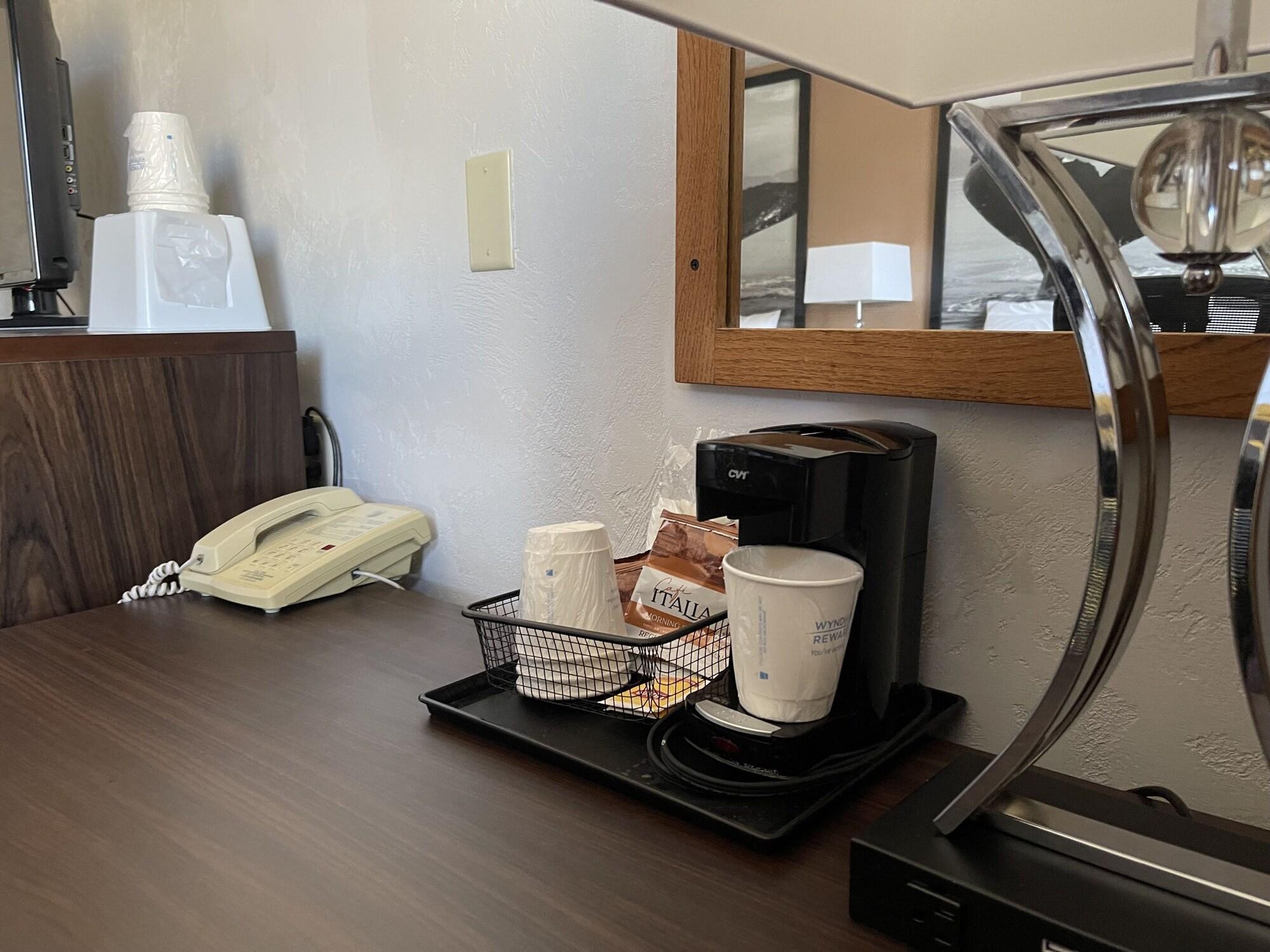 Super 8 By Wyndham Ketchikan Esterno foto