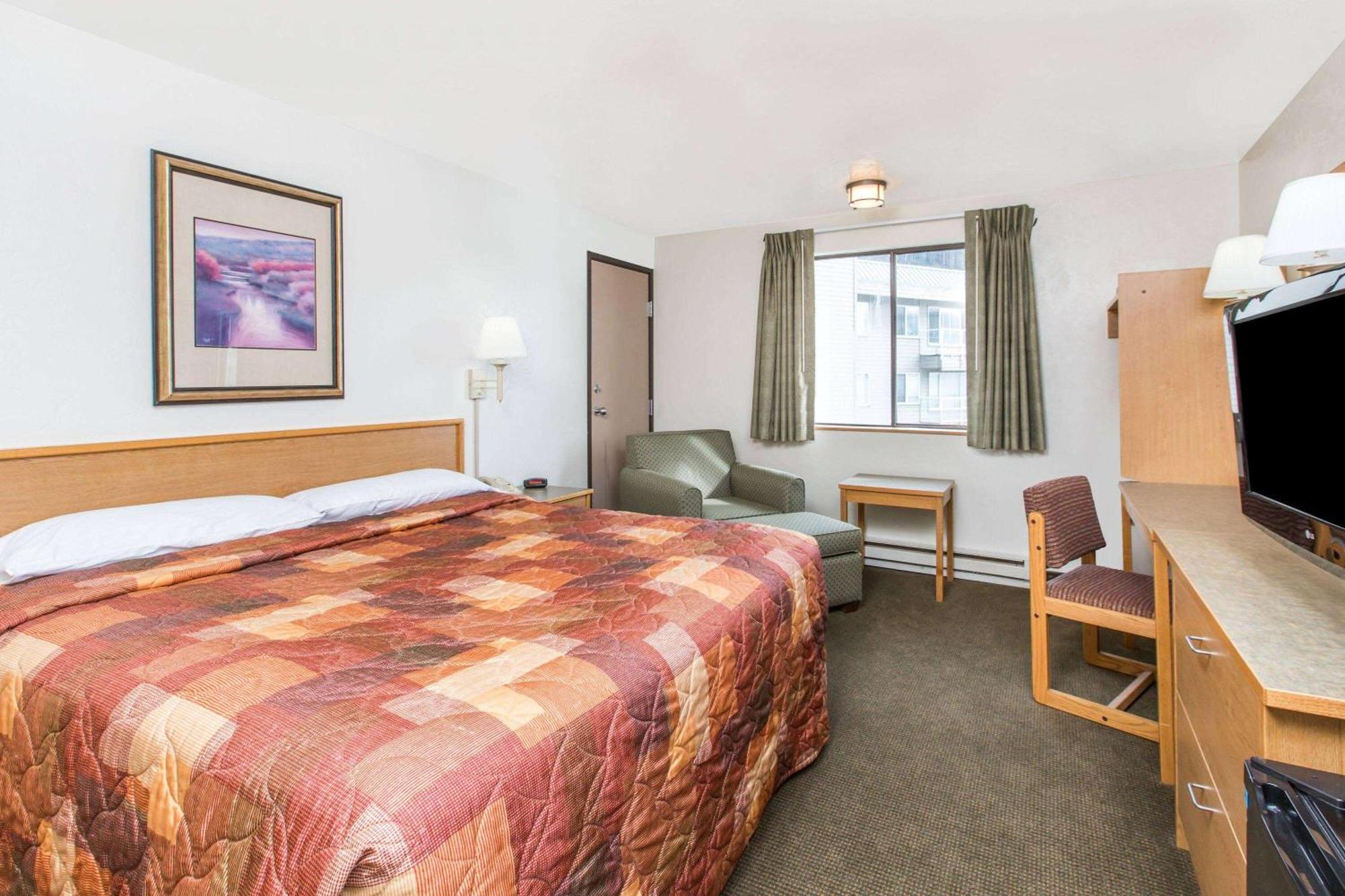 Super 8 By Wyndham Ketchikan Esterno foto